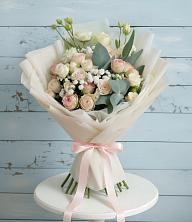 Букет цветов из:  Розы и Лизиантусы в Пионерском Республика Крым