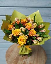 Букет цветов из:  Альстромерии и Розы в Пионерском Республика Крым