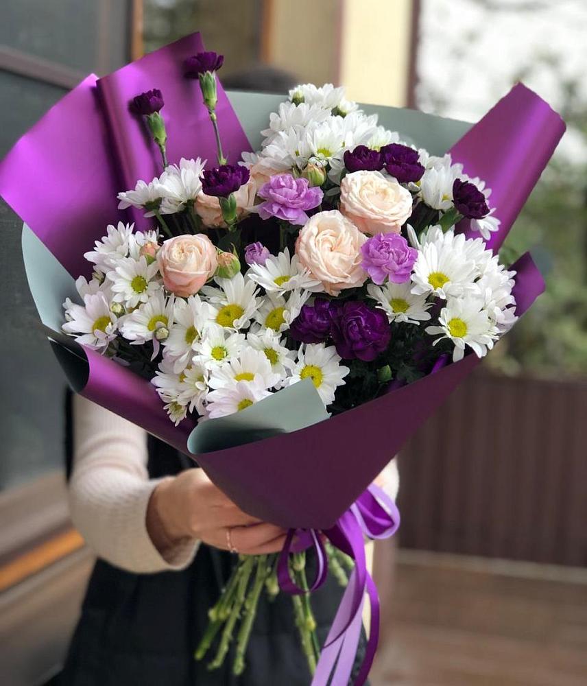 Букет цветов из: Хризантемы, Гвоздики и Розы в Пионерском Республика Крым