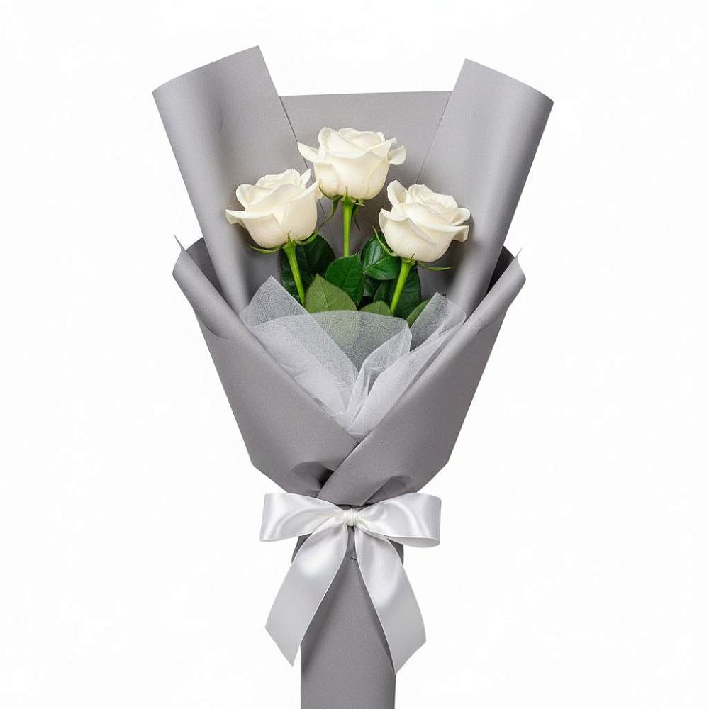 Букет 3 белые розы в Пионерском Республика Крым