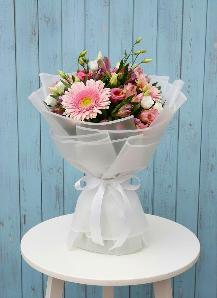 Букет цветов из: Герберы, Альстромерии и Лизиантусы в Пионерском Республика Крым