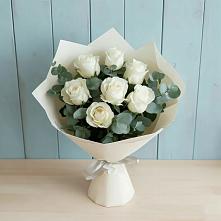 Букет Белые розы в Эвкалипте в Пионерском Республика Крым