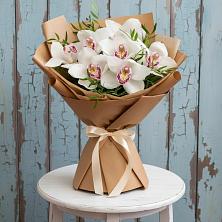 Букет цветов из:  Орхидеи и Розы в Пионерском Республика Крым